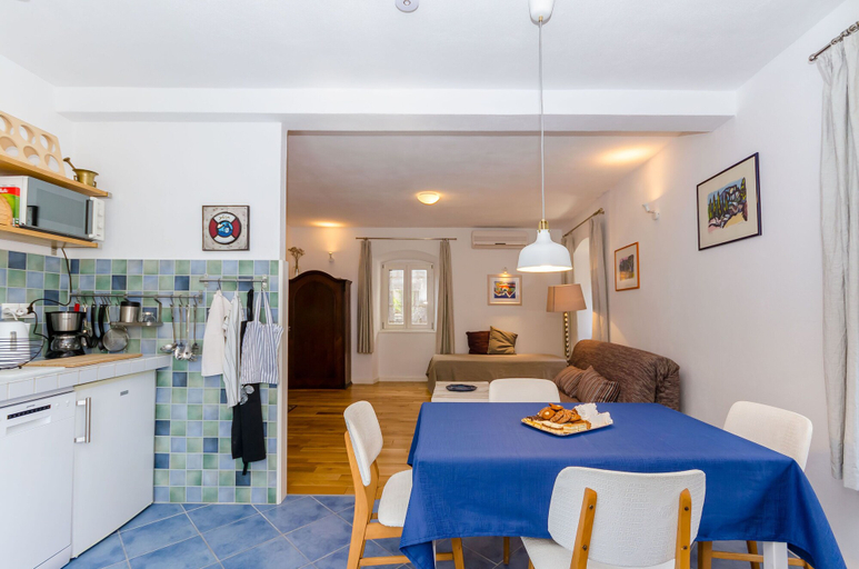 Primary image, Apartment City Center, Jelsa
