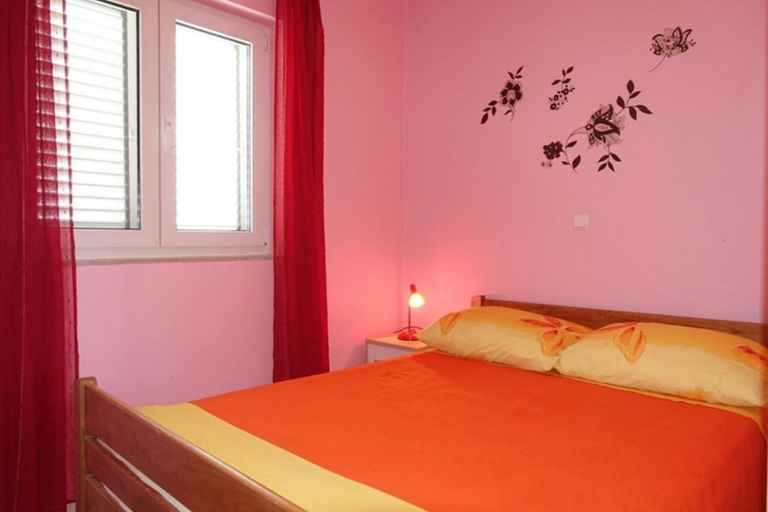 Bedroom 2, Apartments Ivo, Nin