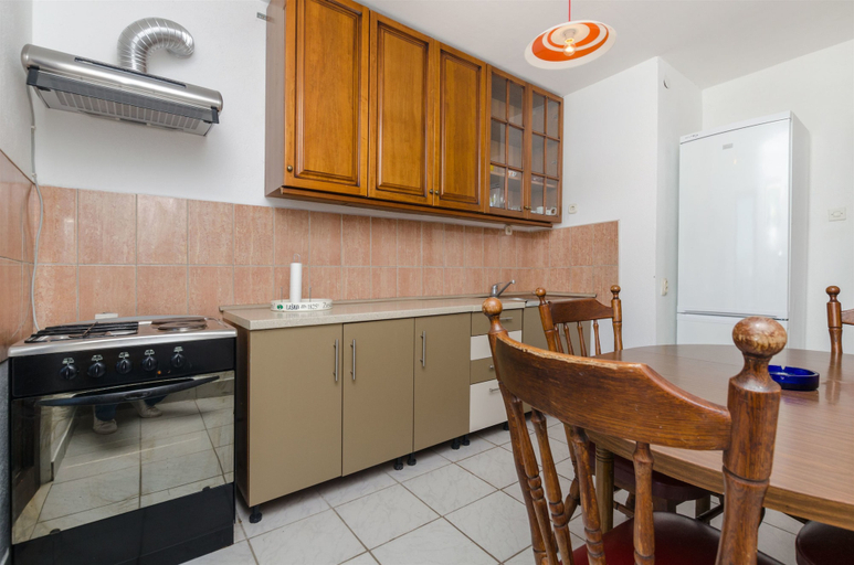 Others 5, Apartment Barba, Šolta