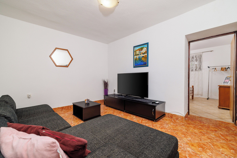Others 5, Apartment Klara, Senj