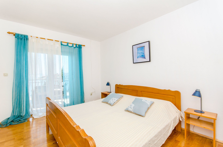 Bedroom 4, Apartments Bee Maja, Trogir