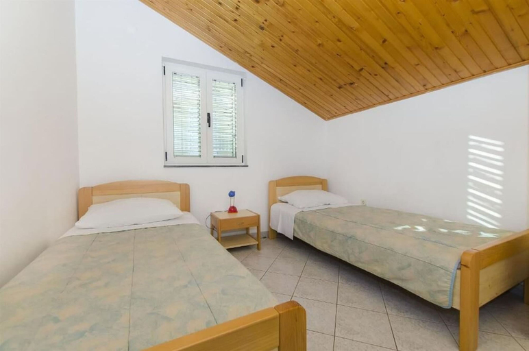 Bedroom 4, Apartments Nada, Šibenik