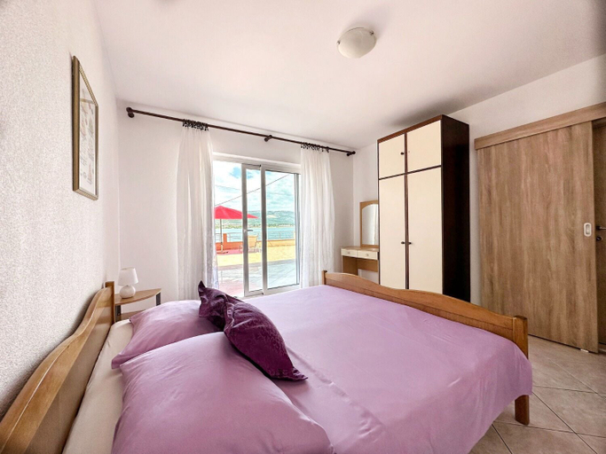 Room 2, Apartments Vini, Trogir