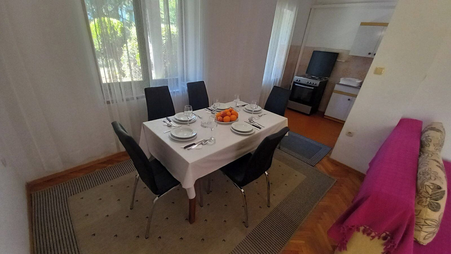 Dining 2, Apartments Vukelic, Crikvenica