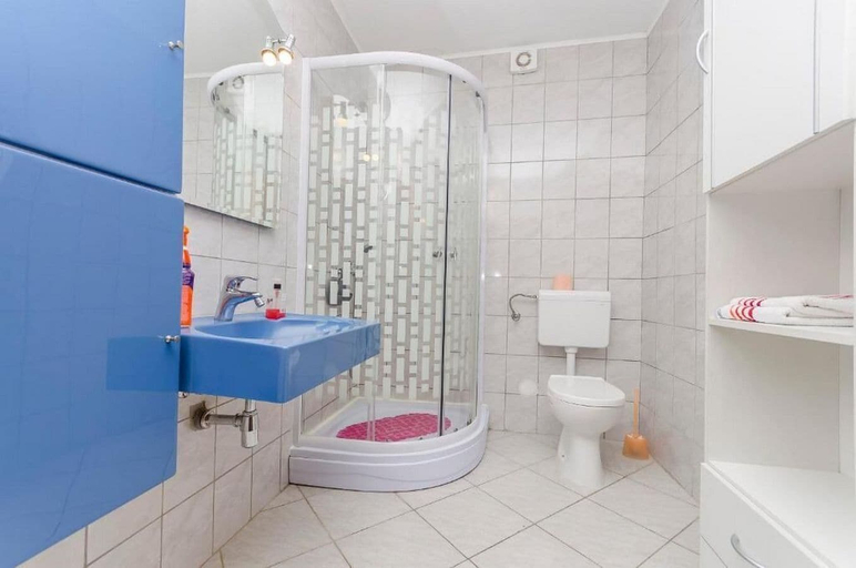 Bathroom 4, Apartments Mira, Starigrad