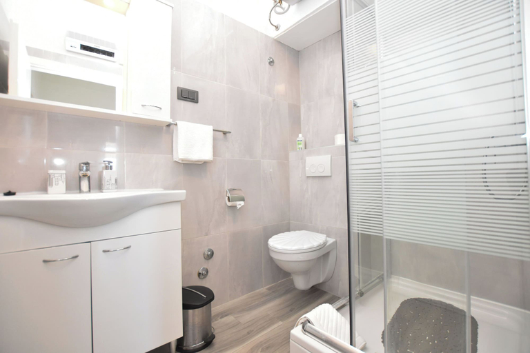 Bathroom 4, Apartments Zorana, Rogoznica