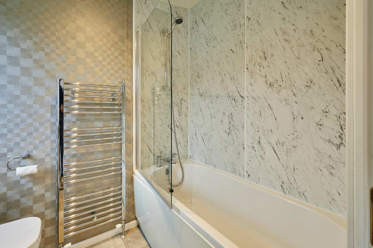 Room 2, Host Stay Four Seasons Lodge, East Riding of Yorkshire