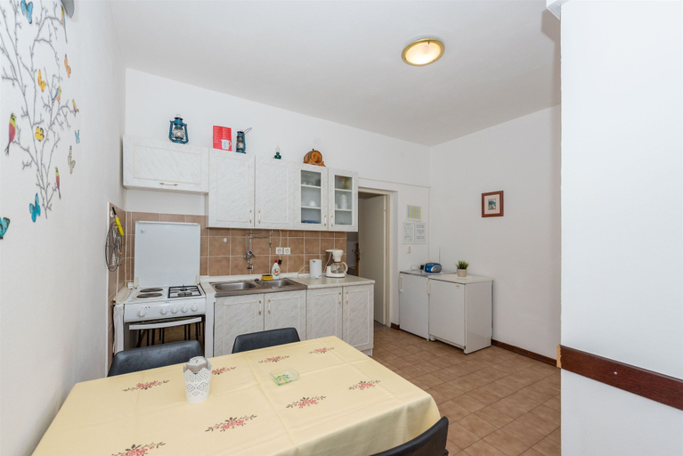 Others 5, Apartment Mili Sea View Betina, Murter