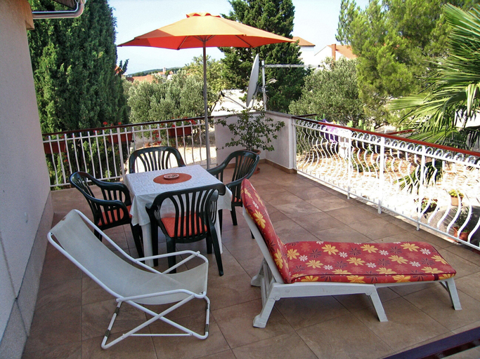 Terrace/patio, Apartment Madlena, Šibenik