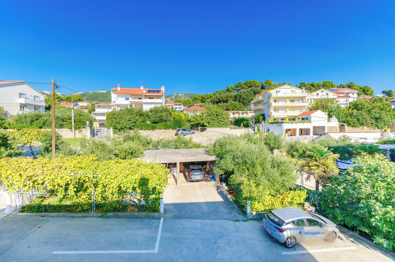 Aerial view 3, Rooms Mladen P, Lopar/Supetarska Draga