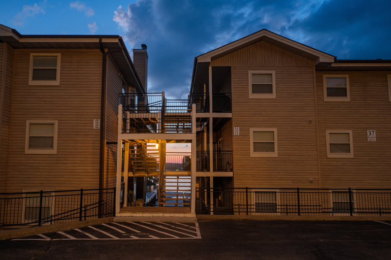 Exterior 2, Upscale Lakefront Condo at 2mm With Pools, Slip, and Main Channel Views, Camden