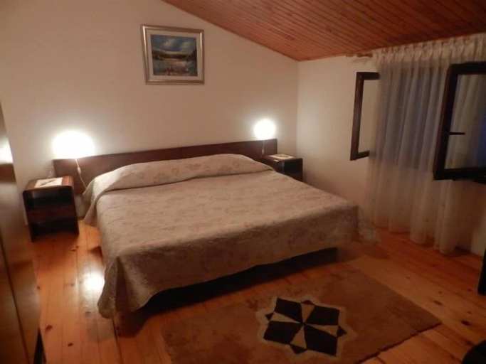 Bedroom 2, Apartments and Rooms Ana, Medulin