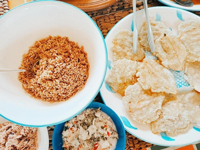 Breakfast meal, Isla Alegria, Moñitos