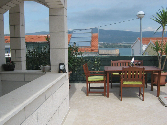 Others 5, Apartments Josko, Trogir