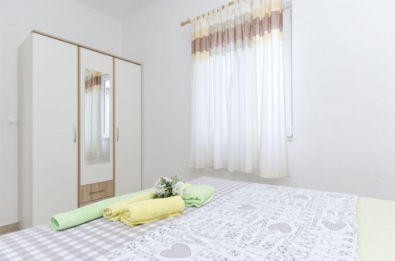 Bedroom 2, Villa Galia, Vodice