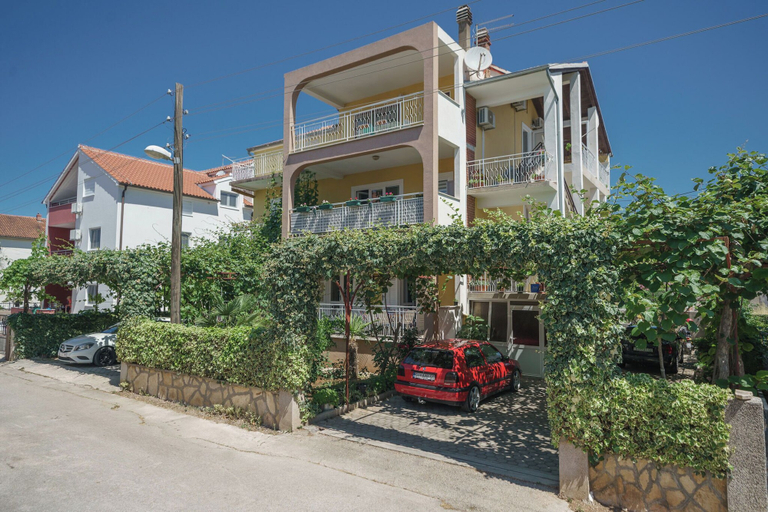 Building design 2, Apartments Ivka, Vodice