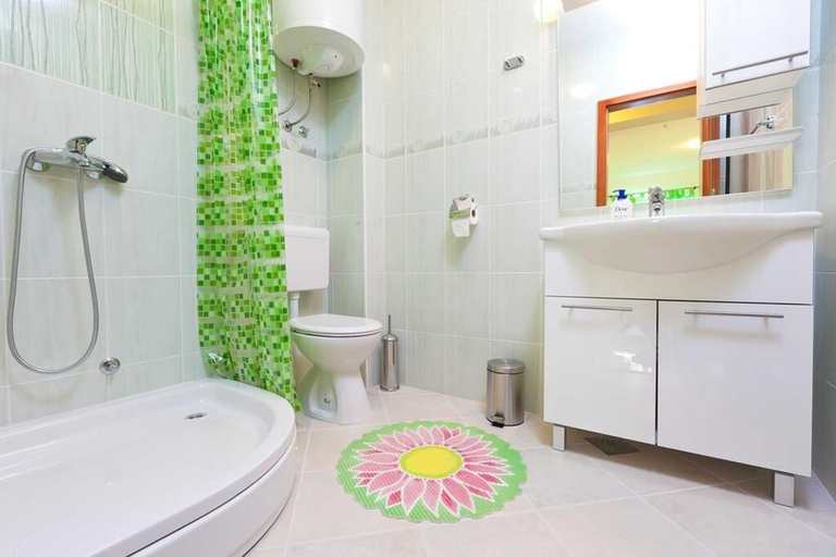 Bathroom, Apartments Branka, Podgora
