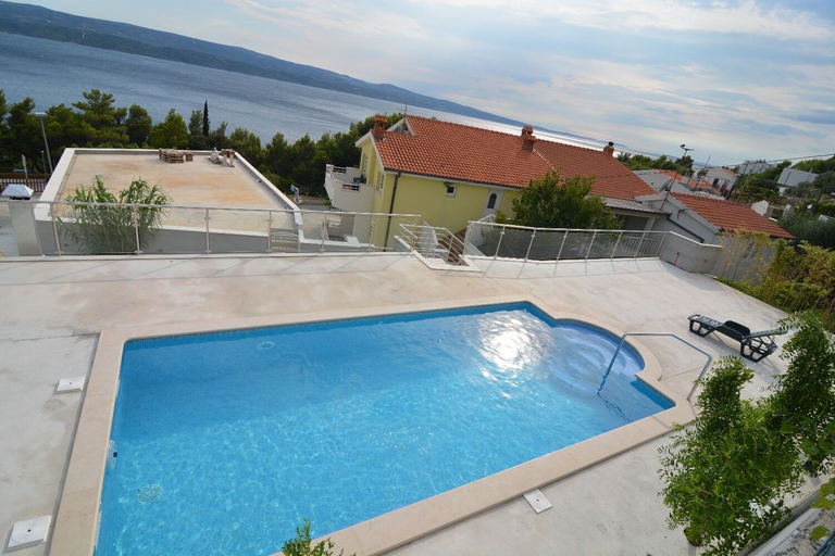 Sport & Beauty 4, Apartments Saga, Omiš