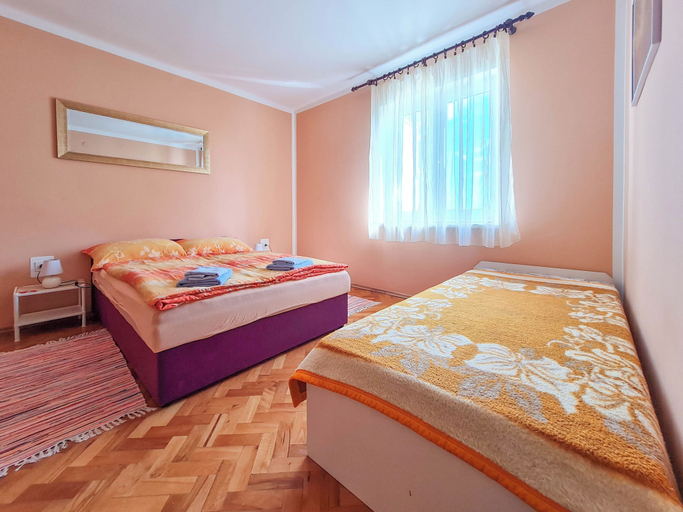 Bedroom 5, Apartment Roses, Novi Vinodolski