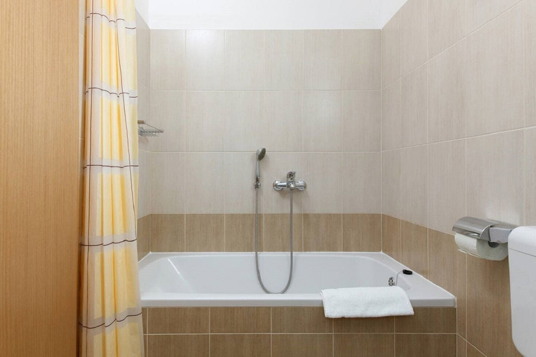 Bathroom 2, Apartment Ljilja, Hvar