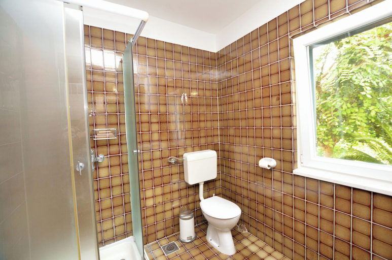 Bathroom 5, Apartments Pintur, Premantura