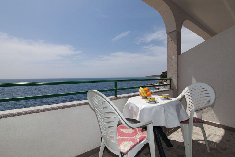 Terrace/patio 3, Apartments Gojka, Primošten