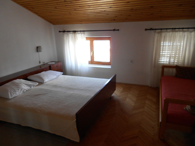Bedroom 2, Apartments Kate, Novi Vinodolski