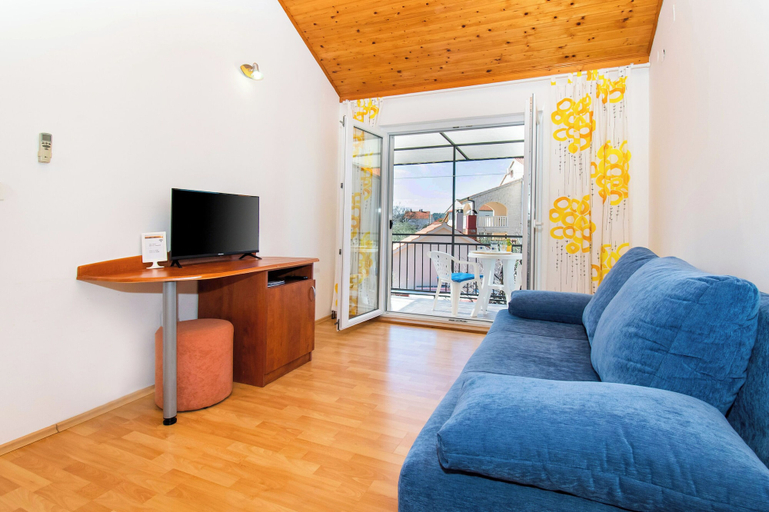 Others 5, Apartments Family Corner, Vodice