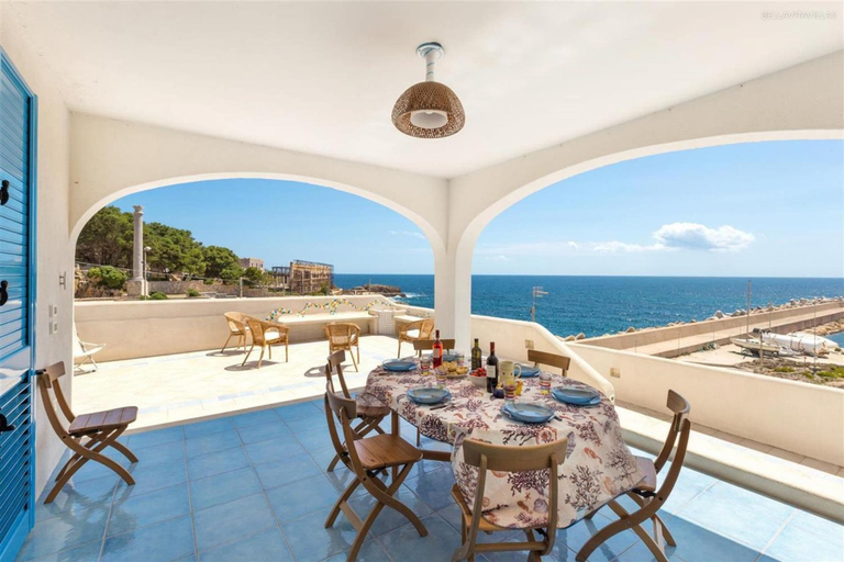 Room 5, 759 Attico Fronte Mare a Leuca, Lecce