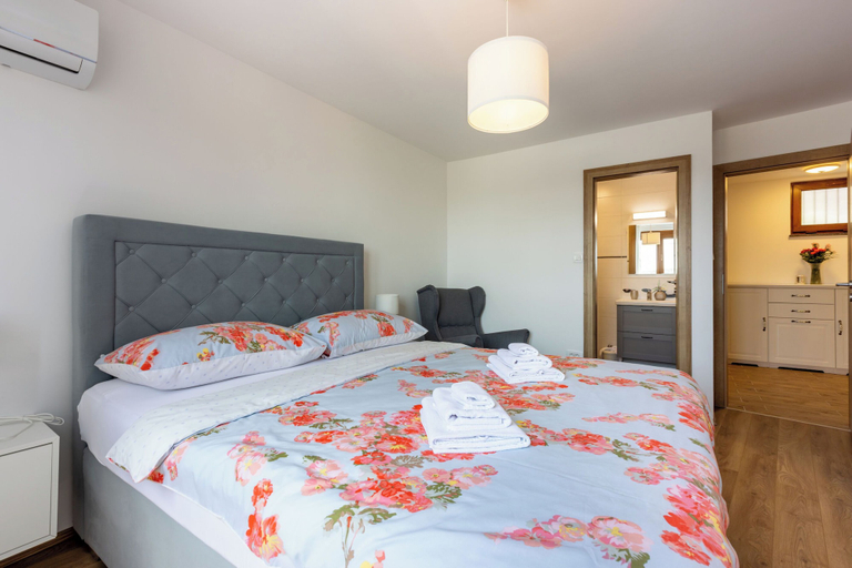 Bedroom 2, Villa Banely, Vinodolska