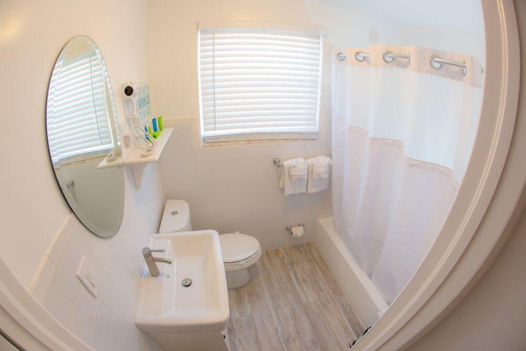 Bathroom 3, St. Pete Beach Suites, Pinellas