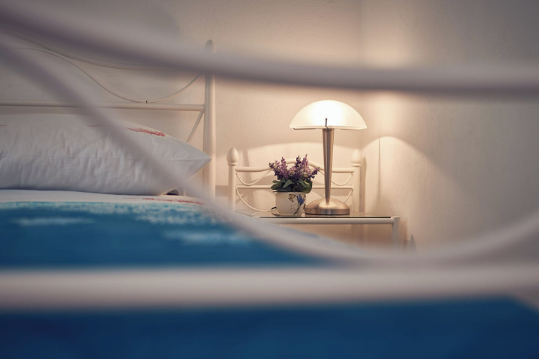 Bedroom 3, House Dvor, Seget