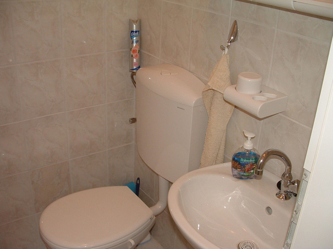 Bathroom 3, Apartments Dinka, Supetar
