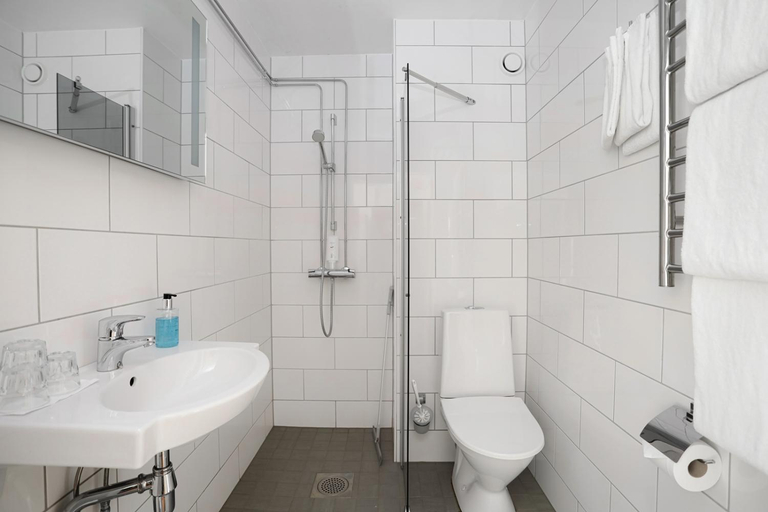 Bathroom 4, Kauppahotelli, Päijänne Tavastia
