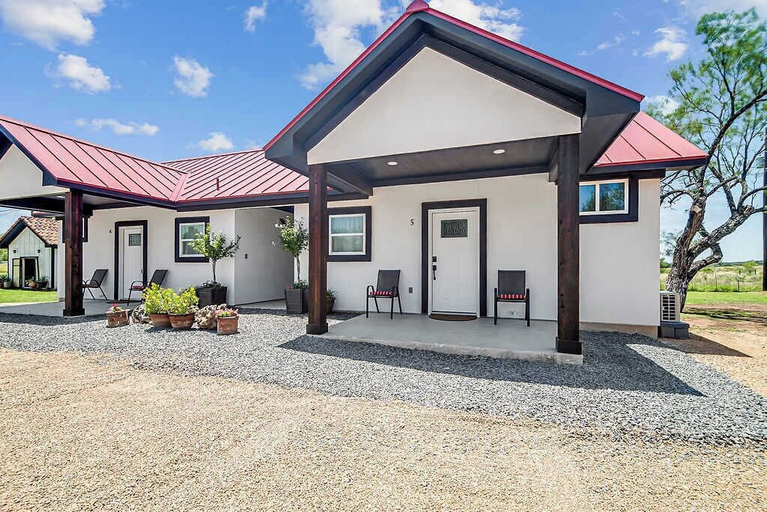 Exterior 5, Quiet Casita With Hot Tub six Min From Downtown, Gillespie