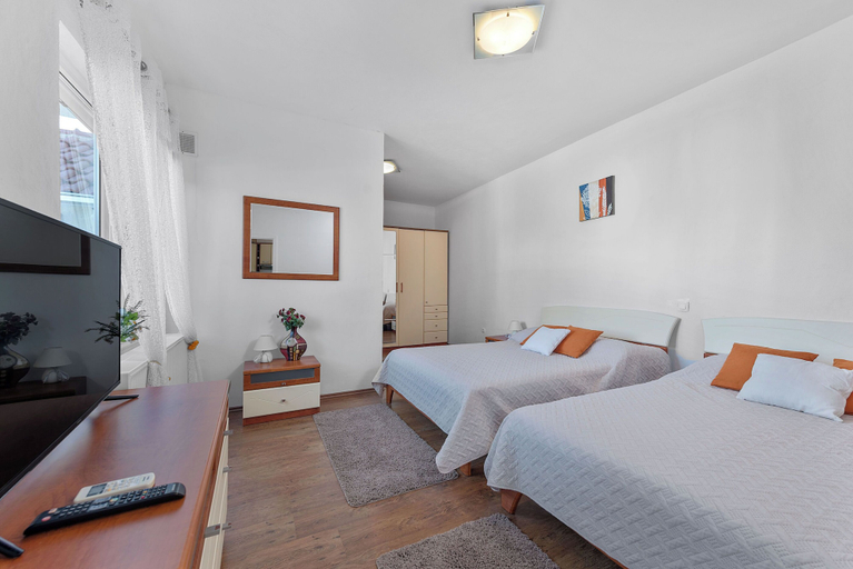 Room 4, Villa Almas, Muć