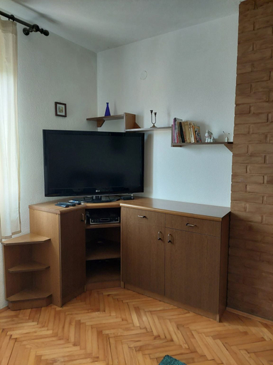 Others 5, Apartments Pavao, Postira