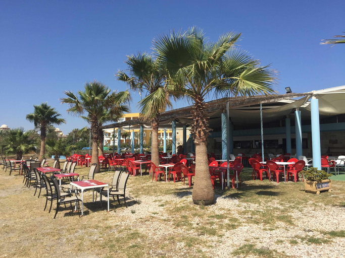 Food & Drinks, VenAVera C10A - Ground floor Garden 3Bedrooms/2Baths Beachfront, WIFI, Almería