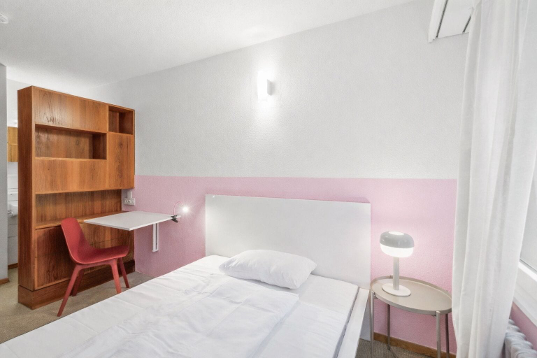 Bedroom 4, Sigma Self Check-In Hostel, Zürich