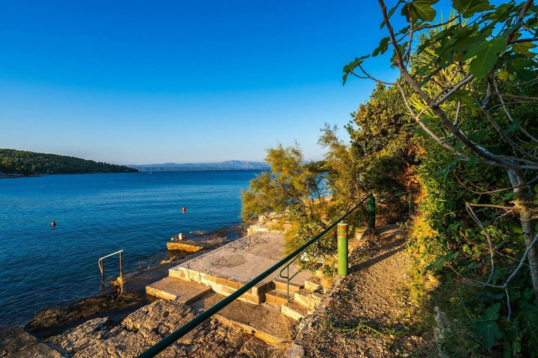 Beach, House More, Šolta