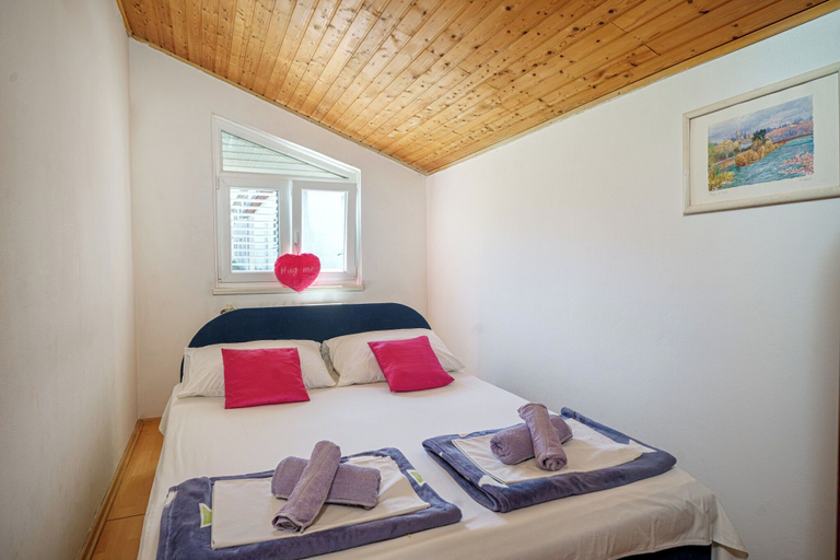 Room 3, Apartments Ivka, Vodice