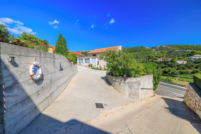 Parking 2, Apartment Slavko, Lopar/Supetarska Draga