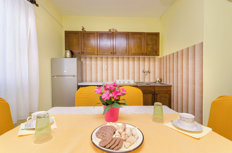 Others 4, Apartment Roza, Vodice