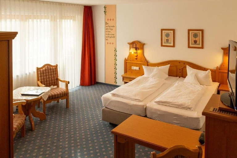 Bedroom 3, Hotel Schöne Aussicht, Ortenaukreis