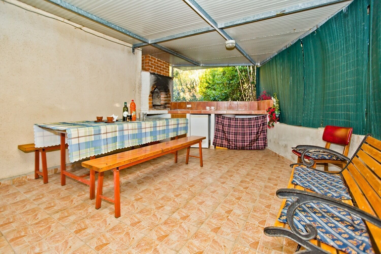 Food & Drinks, Apartment Kati, Hvar