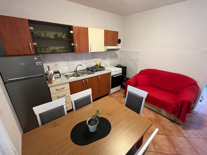 Private kitchen 4, Apartments Luna, Marina