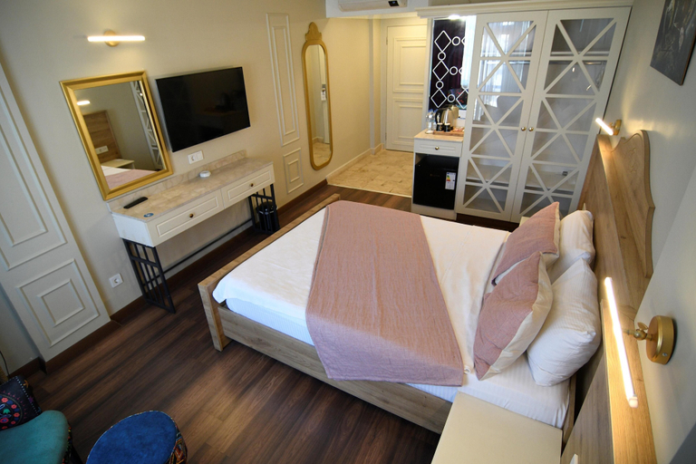 Bedroom 3, SUR PALACE HOTEL, Merkez