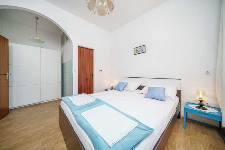 Room 5, Apartments Ivka, Vodice