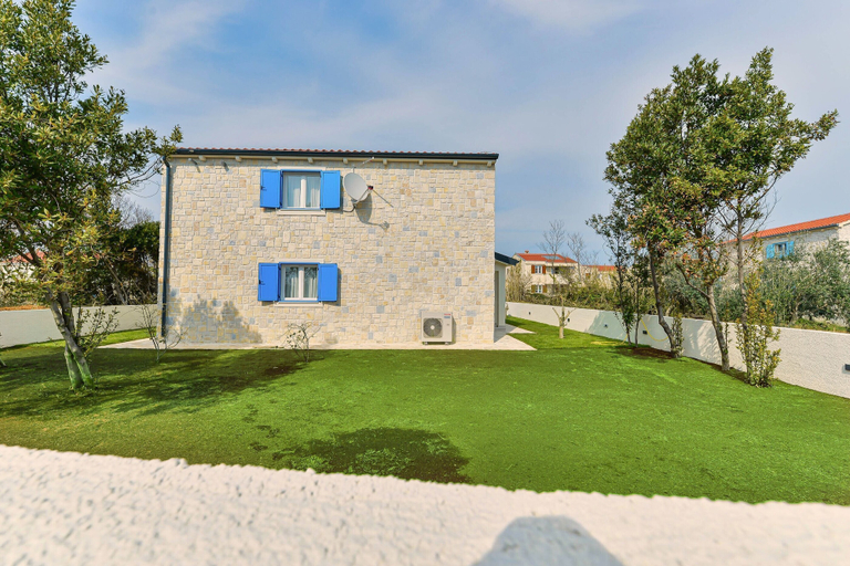 Exterior & Views 2, Villa Jolie, Privlaka