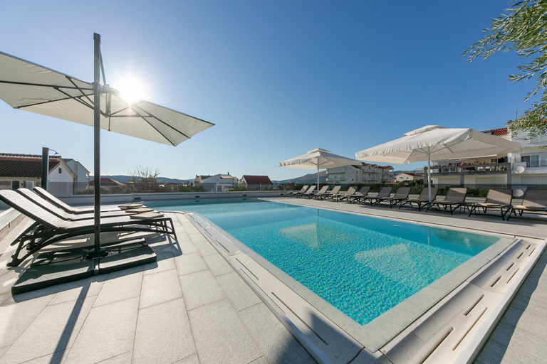 Sport & Beauty 4, Apartments Dora, Okrug